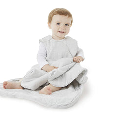 GUNAMUNA Transitional-swaddle design shows gentle growing-baby support.