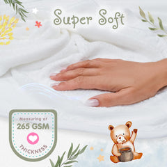 HakoBaby milestone blanket 47x47 offers ample space for adorable poses.