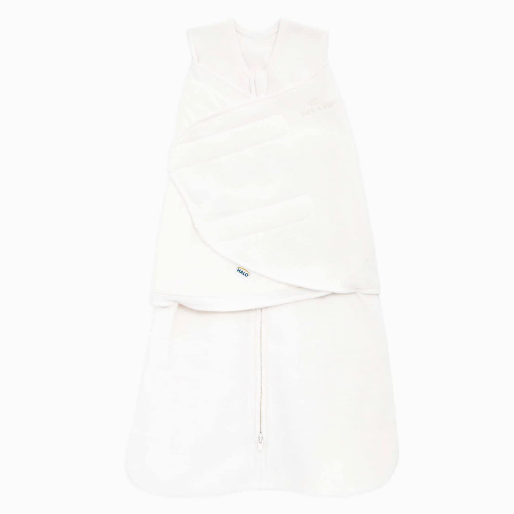 HALO SleepSack Swaddle bottom-zip design for quick nighttime diaper changes.