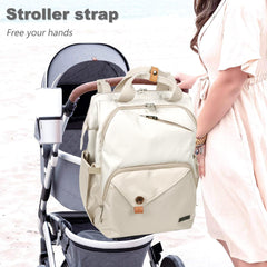 Hap Tim diaper bag shows insulated thermo pockets keeping bottles at stable temperature.