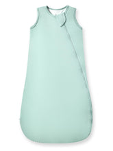 HAPIU sleep sack in sage with 2-way zipper for easy diaper changes and cozy sleep.