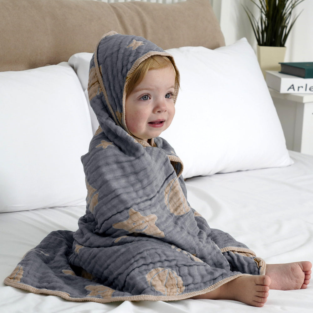 HardNok ultra-soft muslin hooded towel 32x32 bath scene highlights cozy warmth