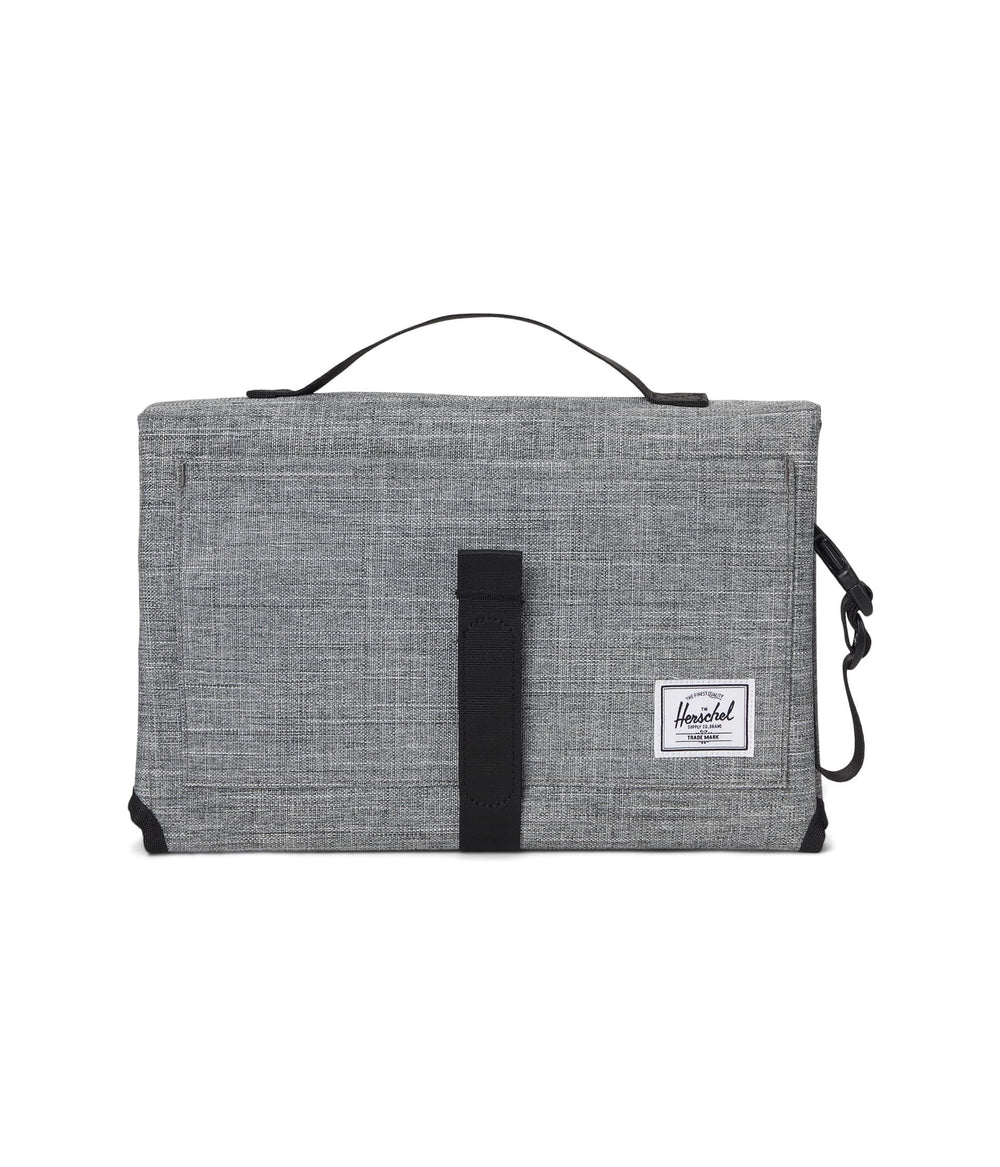 Herschel Sprout Change Mat carry handle enables effortless on-the-go diaper changes.