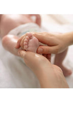 Hipp Baby Body Oil German-labeled packaging for clear identification.