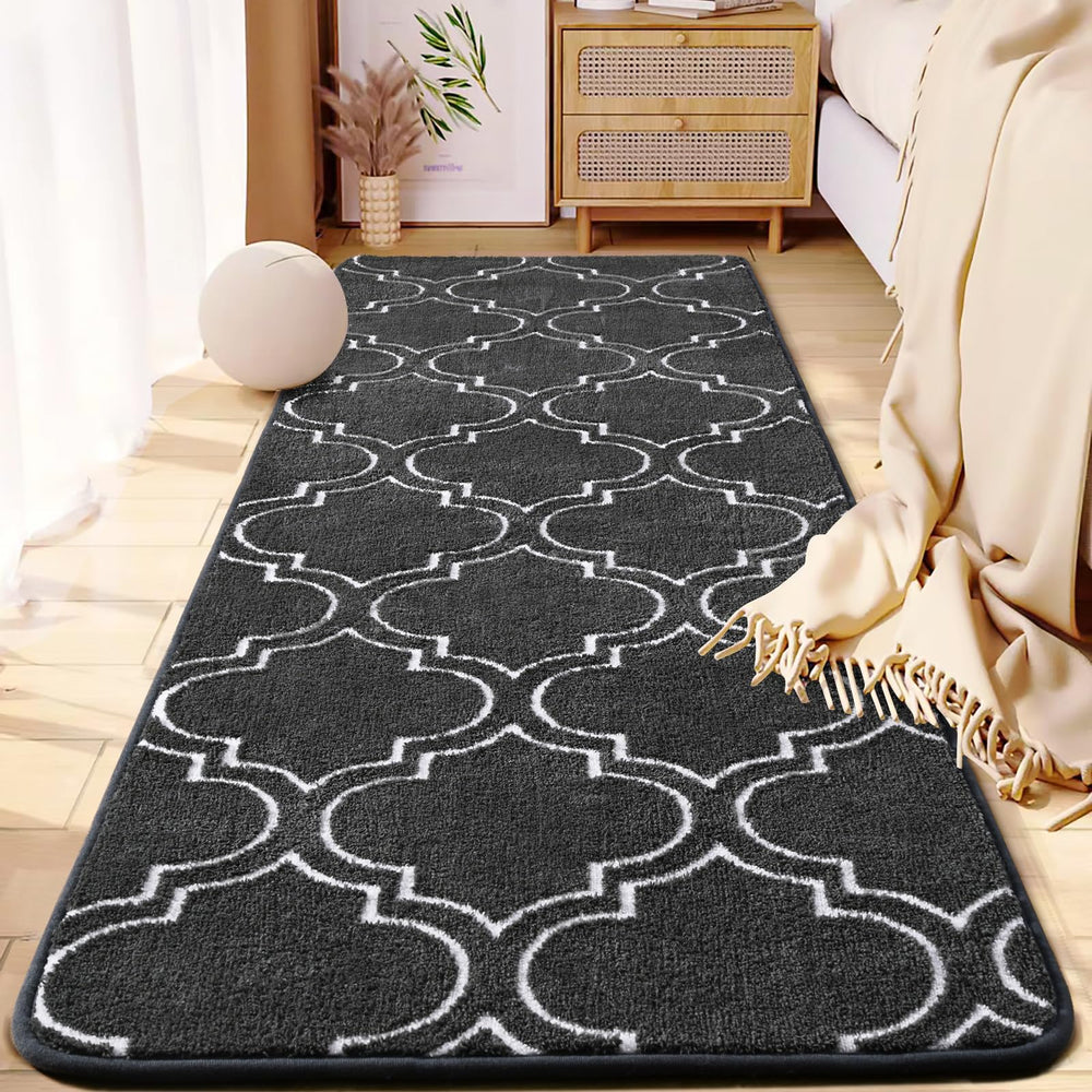HOMORE 2x6 runner rug closeup of plush fibers for soft underfoot comfort