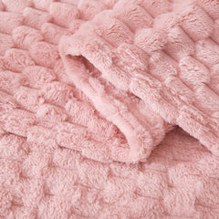 HOMRITAR baby blanket soft fleece close-up highlights plush texture for naps.