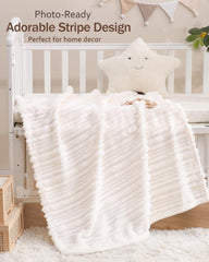 HOMRITAR blanket in nursery decor showcases modern stripe design for stylish spaces.