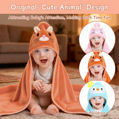Hooded baby towel with chick motif dries little one quickly.