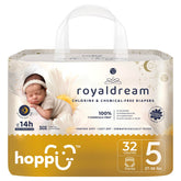 Hoppi pull-up diaper with 360° waistband ensuring secure all-day fit during play.