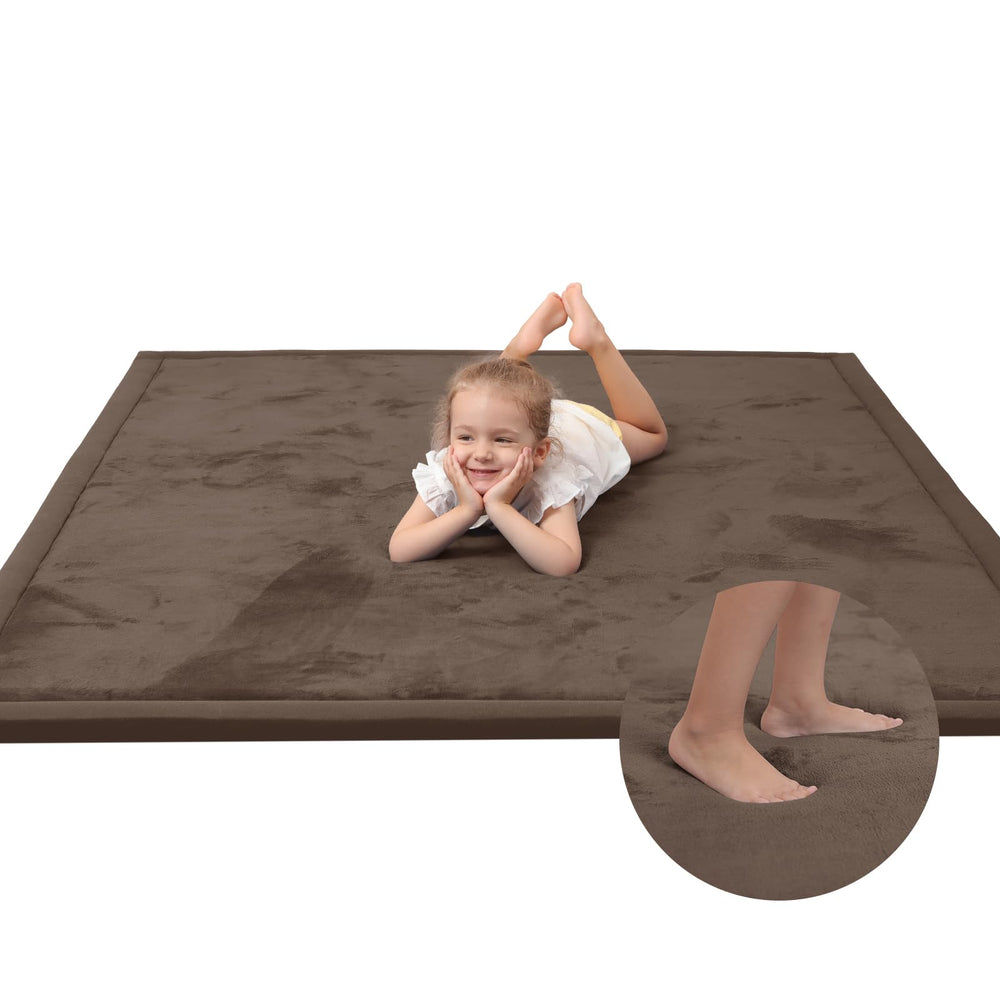 Huloo Sleep baby play mat close-up shows cushioned memory foam surface for tummy time.
