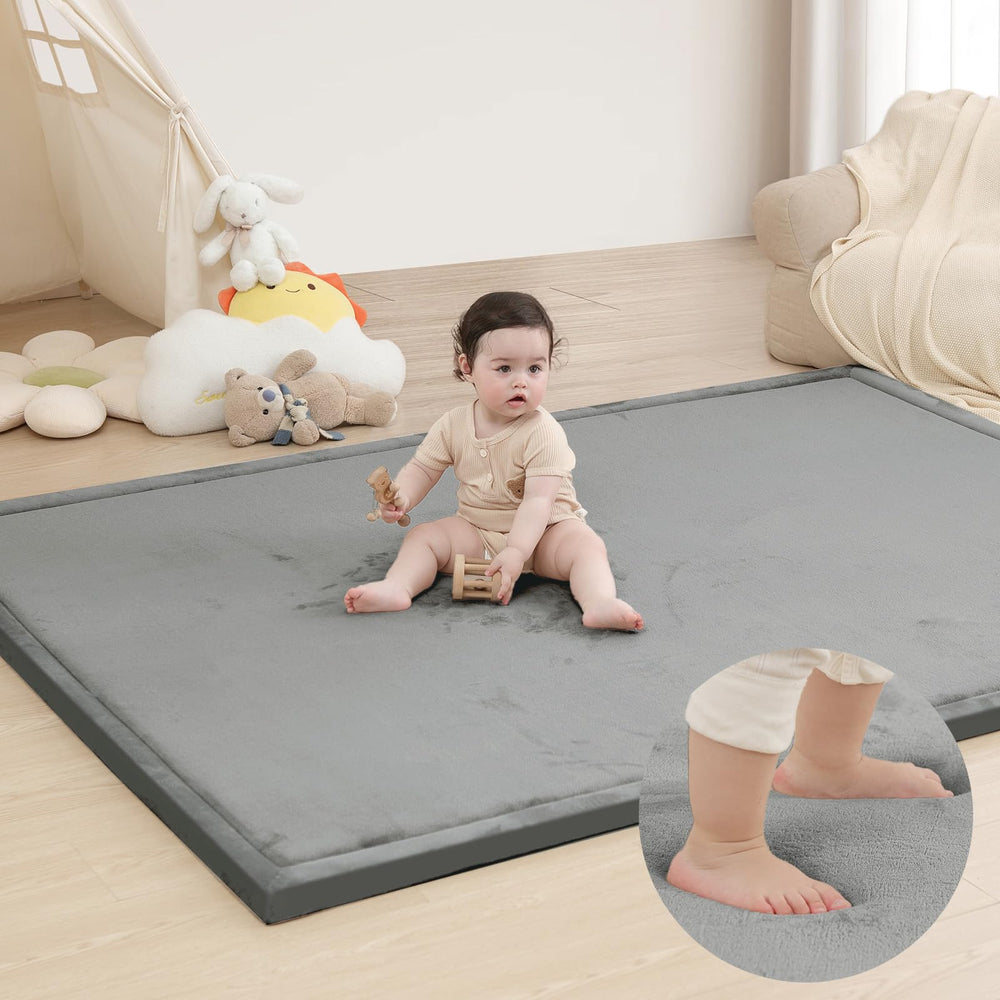 Huloo Sleep Baby Play Mat top view showcases ample space for safe tummy time.