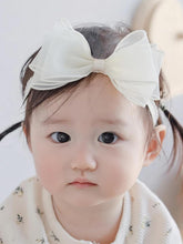 ICKEYOU baby girls lace bow headband closeup showing soft cotton comfort.