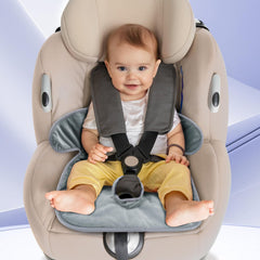 Infanzia Dry Seat waterproof layer close-up highlights leak protection for car seats.