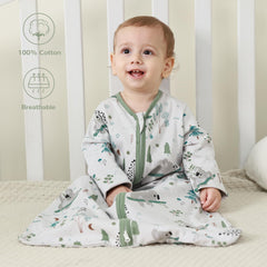 JELLYMONI sleep sack fabric detail highlights breathability and hypoallergenic properties for sensitive skin.