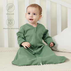 JELLYMONI sleep sack two-way zipper enables quick diaper changes and easy dressing.
