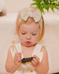 Jollybows baby headband khaki bow pair with outfits adds cute warming touch in breezy days.