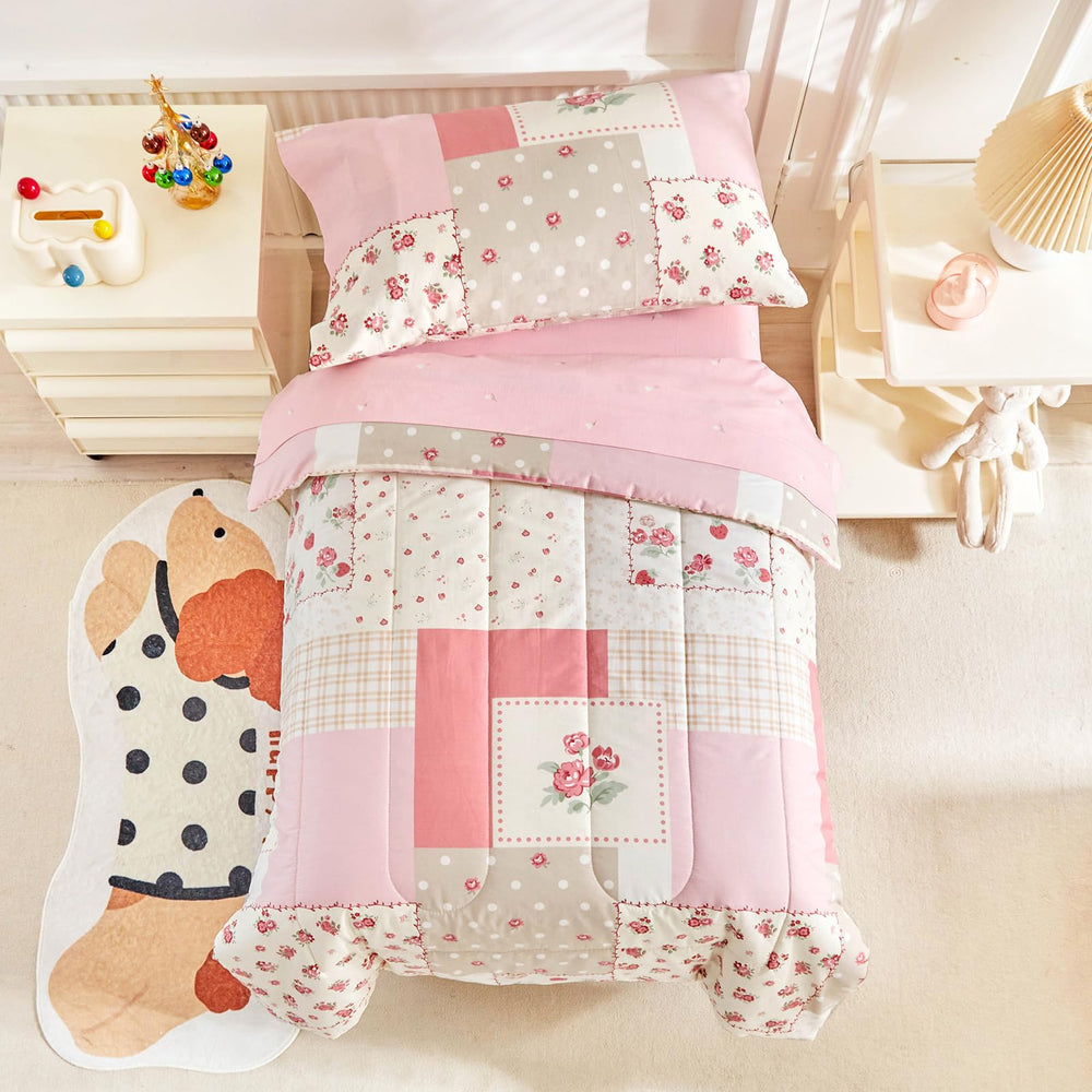 Joyreap comforter close-up shows soft cotton for gentle skin