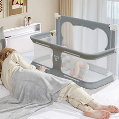 JWPEHOE 3-in-1 baby bassinet foldable design for compact spaces.