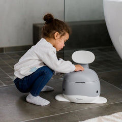 Kindsgut potty ergonomic-seat-for-toddlers supports relaxed seating during learning.