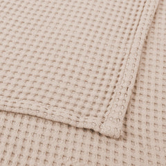 Kloovete baby blanket used as swaddle to soothe newborns.