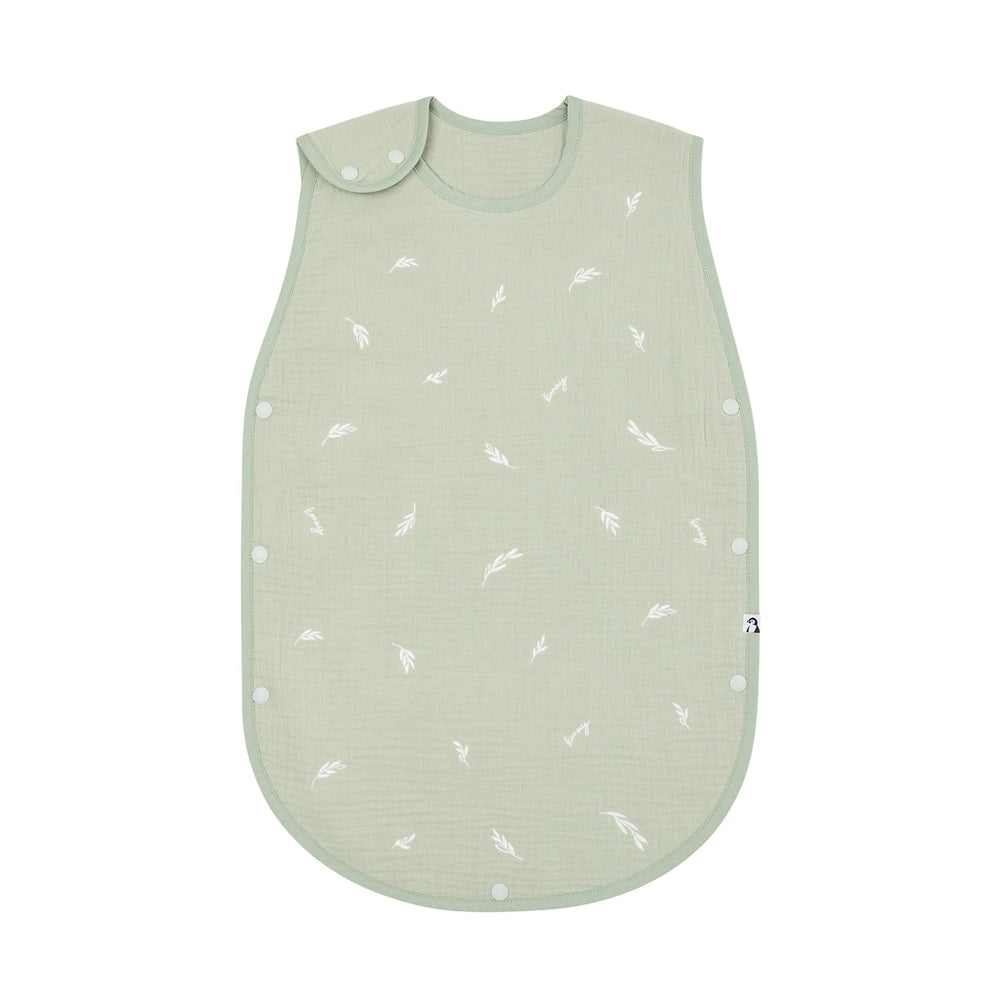 Konny Sleep Sack Green Leaf 6-layer cotton gauze provides breathable comfort.