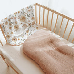 Konssy lounger cover with envelope closure—secure fit for most standard loungers.