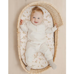 Konssy muslin bassinet sheet hourglass-30x18 fits snugly for cozy nights.