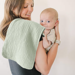 Konssy muslin burp cloths in gender-neutral colors for any outfit.