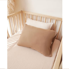 Konssy 13x18 fit pillowcase demonstrating snug fit for toddlers' standard pillows