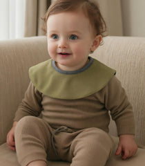 Kooape baby bibs 360° adjustable strap demonstrates flexible fit for growing babies.