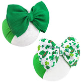 Lanmerry St. Patrick's Day baby bow clover headband for festive photos.