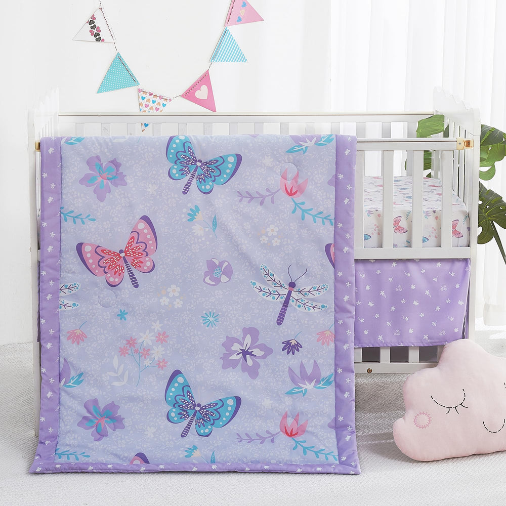 lasoftan 3-piece comforter close-up shows soft polyester fabric for gentle baby sleep