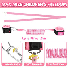 Lehoo Castle Toddler Leash 360-degree connector demonstrating freedom during walks