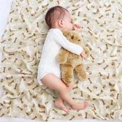 LifeTree baby swaddle bone-pattern design stays stylish while snug.