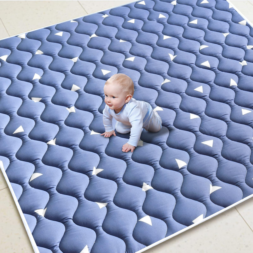 LILYVIBEBEARHAPPY premium foam play mat folded for travel and storage.