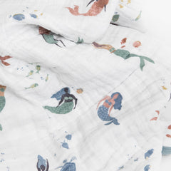 Little Unicorn mermaids print creates durable colorfast design that won't fade after washing.