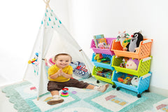 MAGDESIGNER Space-saving toy chest design reduces clutter in small rooms