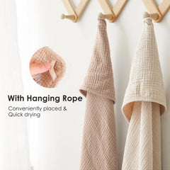 MairMore four-layer muslin towel shows high absorbency.