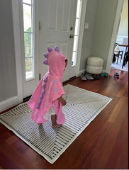 Maleroads toddler-size 4-8y towel designed for pool or beach time adventures.