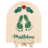 MAMUXI green mistletoe footprint sign board for baby's first Christmas