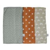 Mebie Baby burp cloths neutral-print for gentle daily protection.