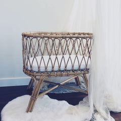 Mecc ecoh bassinet mattrss 2in-thick foam provides strong support and durability.