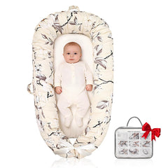 Meindoovm baby lounger cover closeup highlights ultra-soft organic cotton and breathable weave for soothing daytime sessions.