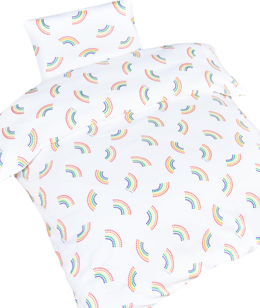 MEJU Dot Rainbow duvet cover close-up highlighting soft cotton comfort for night-time slumber.