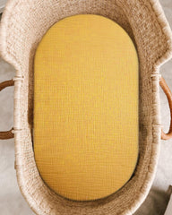 Meowcards bassinet sheet oval-fit confirms tailored coverage for curved bassinet shapes