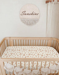 Meowcards mini crib sheets pack-and-play fit shows secure 24x38-inch compatibility.