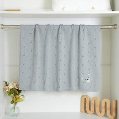 mimixiong organic cotton blanket drape with light-weight weave for cozy coverage.