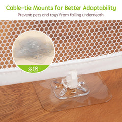 Minne Baby Banister Guard mesh close-up shows sub-0.5 cm openings for finger safety.