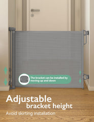 Momcozy auto lock with automatic lock feature simplifies daily transitions.