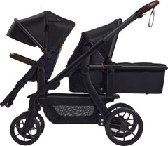 Momcozy carrycot attachment bug net—detachable micro-mesh protects against insects.